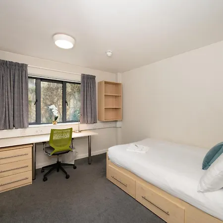Апартаменты Hall - Ucc Summer Beds Корк